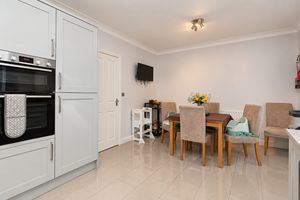 Kitchen/Diner- click for photo gallery